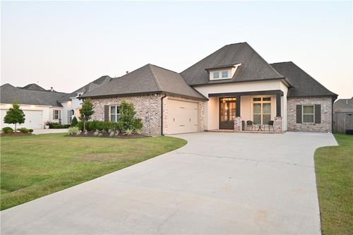2032 Cypress Bend Ln, Madisonville, LA, 70447-3267 | Card Image