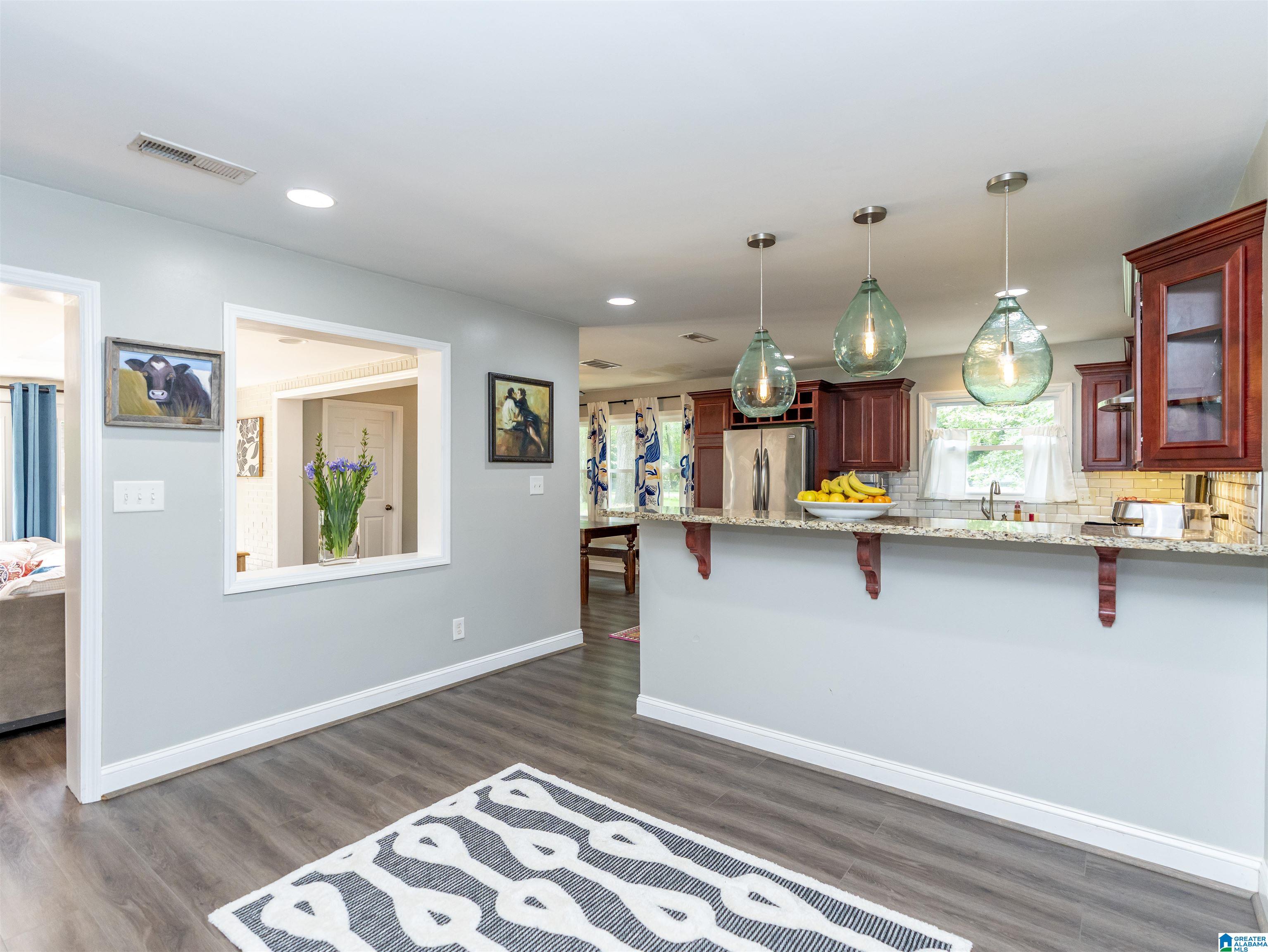 Residential in VESTAVIA HILLS