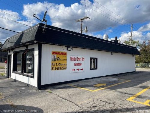 2548 Elizabeth Lake Rd, Waterford, MI, 48328-3312 | Card Image