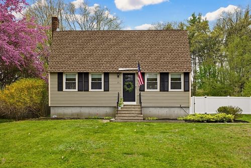 21 Emery Rd, Townsend, MA, 01469-1272 | Card Image