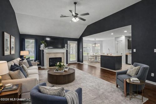 2065 Owl Wing Pl, Nesbit, MS, 38651-8006 | Card Image