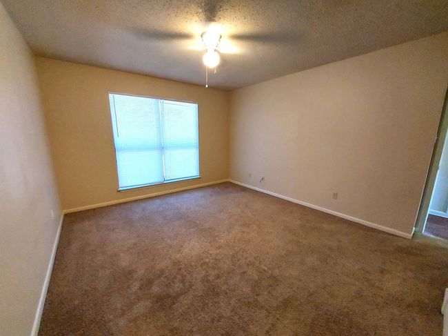 APT-3 - 1600 Stoney Ridge Ct, Home with 2 bedrooms, 1 bathrooms and null parking in Marble Falls TX | Image 8