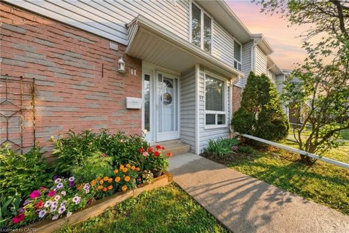 41-32 Mowat Blvd, Kitchener, ON, N2E1X4 | Card Image