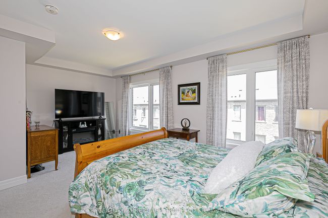 20 Vantage Loop, House attached with 4 bedrooms, 4 bathrooms and 2 parking in Newmarket ON | Image 20