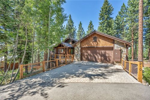 910 Tyner Way, Incline Village, NV, 89451-8522 | Card Image