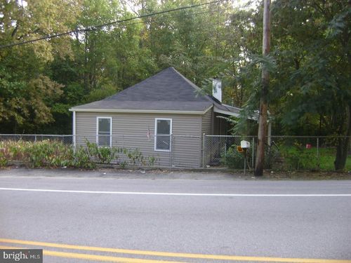 5445 N George Street Ext, MANCHESTER, PA, 17345-9405 | Card Image