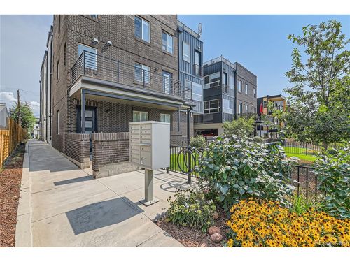 1284 Stuart St, Denver, CO, 80204-1241 | Card Image