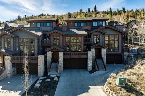 652 Rossie Hill Dr, Park City, UT, 84060-5500 | Card Image