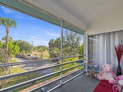 apt-209-1555 14th Ave, Vero Beach, FL, 32960-3678 | Card Image