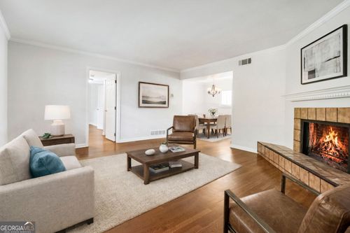 apt-c2-3660 Peachtree Rd Ne, Atlanta, GA, 30319-1266 | Card Image