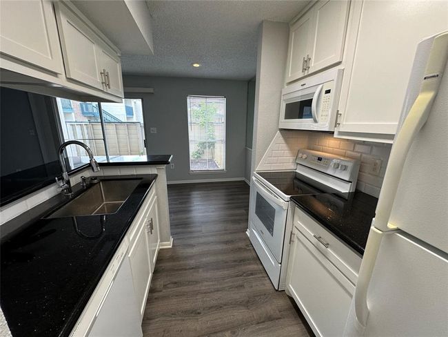 APT-287 - 250 El Dorado Blvd, Townhouse with 1 bedrooms, 1 bathrooms and 1 parking in Webster TX | Image 10