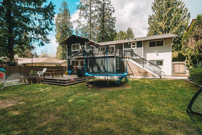 1531 Lynn Valley Road, House other with 5 bedrooms, 3 bathrooms and 6 parking in North Vancouver BC | Image 37