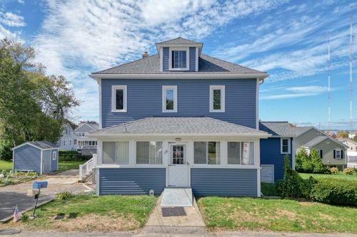 15 2nd St, Hull, MA, 02045-2726 | Card Image