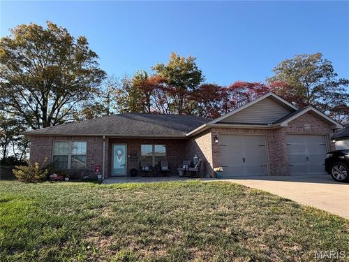 677 Hillcrest Dr, Jackson, MO, 63755-3138 | Card Image
