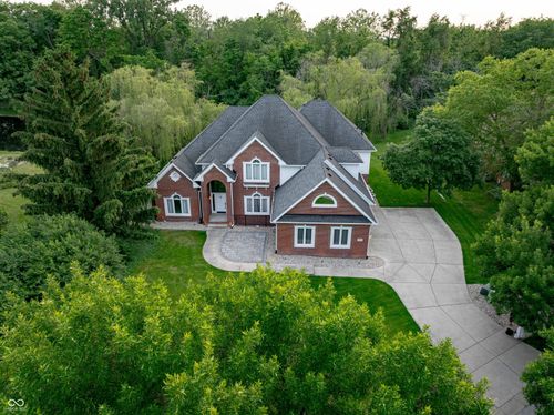 1188 Old Eagle Way, Greenwood, IN, 46143-8326 | Card Image