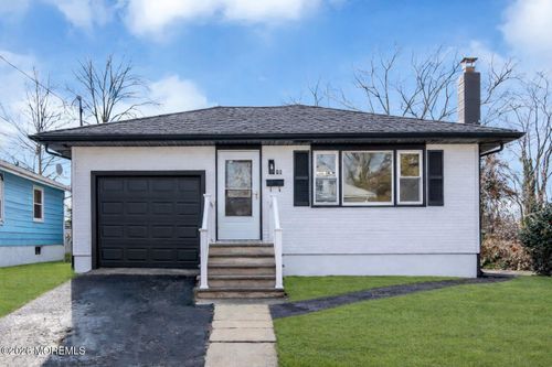 1816 Milton Ave, Neptune, NJ, 07753-4606 | Card Image