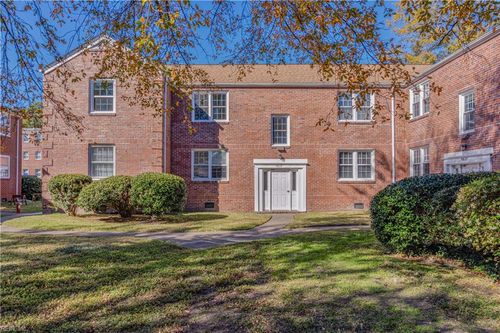 8-9617 Norfolk Avenue, Norfolk, VA, 23503 | Card Image