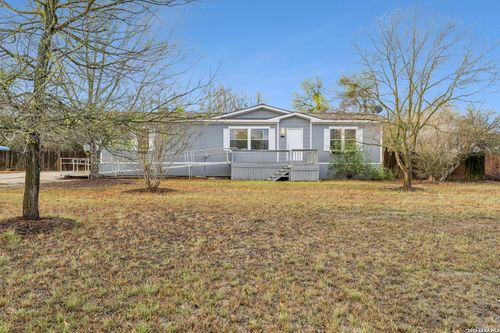 415 County Road 3822, San Antonio, TX, 78253-6898 | Card Image