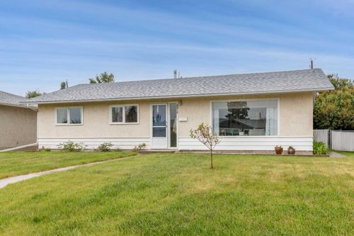 5910 W Park Cres, Red Deer, AB, T4N1G1 | Card Image