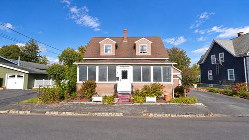 37 Benefit St, Taunton, MA, 02780-2620 | Card Image