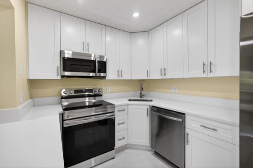 apt-d2-4947 Sable Pine Cir, West Palm Beach, FL, 33417-2773 | Card Image