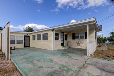 4317 Buena Vista Lane, House other with 2 bedrooms, 1 bathrooms and null parking in Holiday FL | Image 1