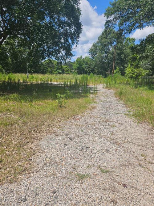4508 Crest Cir, Silsbee, TX, 77656-8378 | Card Image