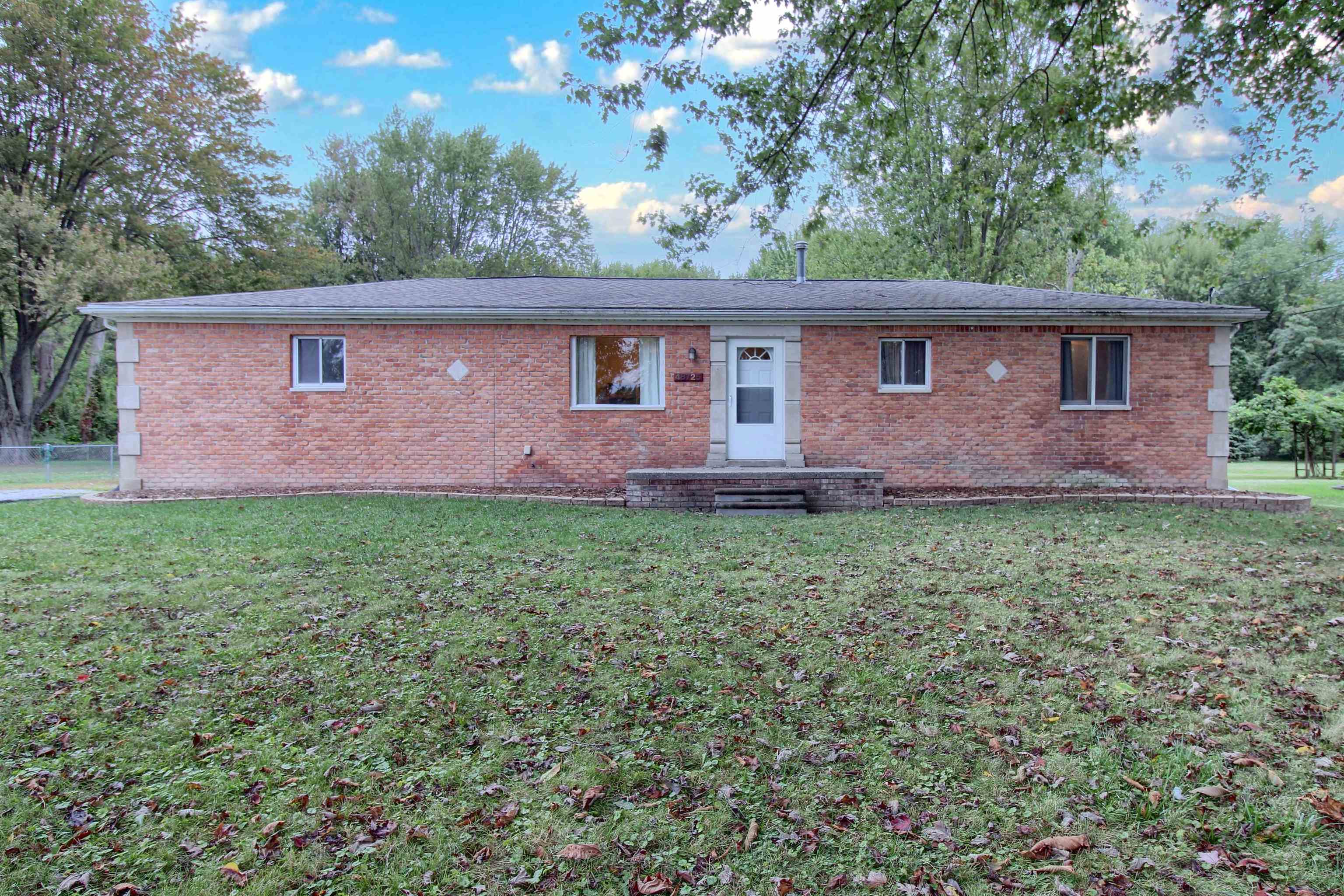 Sugarbush Rd, Chesterfield, MI 48047