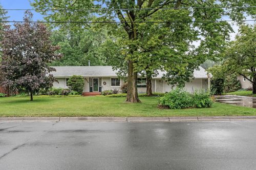 9516 Russell Ave S, Bloomington, MN, 55431-2434 | Card Image