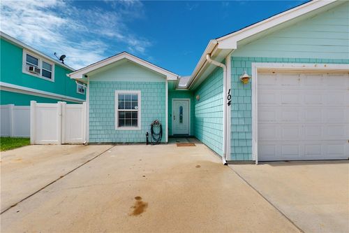104-699 Morgan Cir, Port Aransas, TX, 78373-1247 | Card Image
