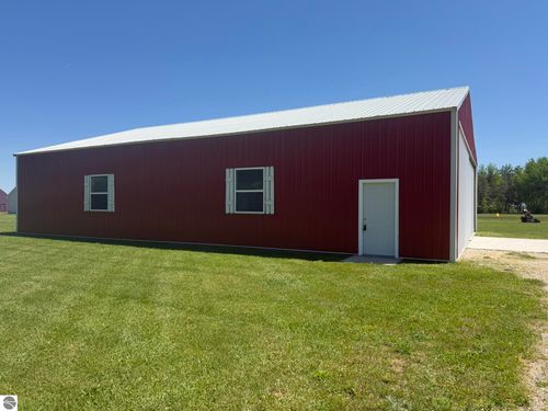 1085 S Mcgee Road, Lake City, MI, 49651 | Card Image