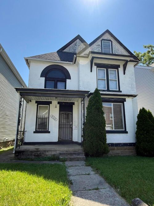 824 Oakwood Avenue, Columbus, OH, 43206 | Card Image
