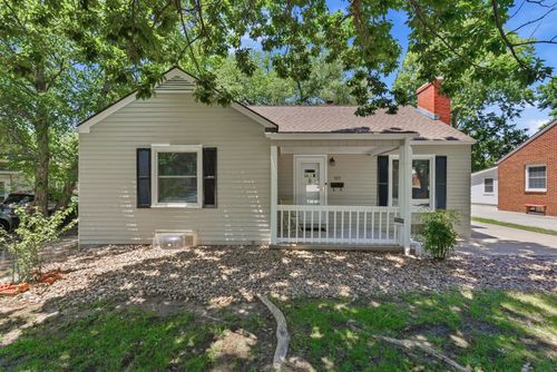 127 N Pinecrest St, Wichita, KS, 67208-4119 | Card Image