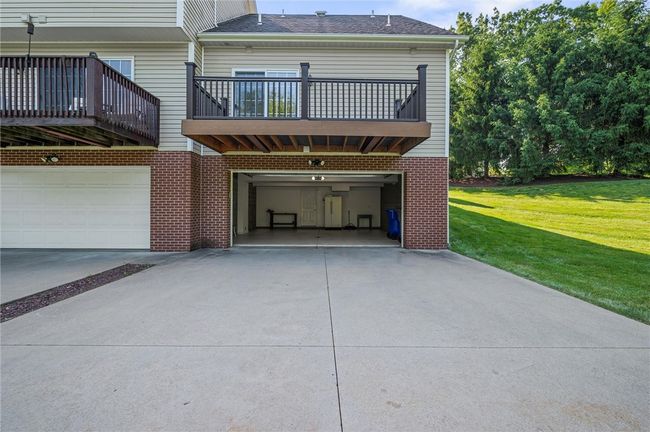 101 Creekside Drive, Townhouse with 3 bedrooms, 2 bathrooms and 2 parking in Buffalo Twp - BUT PA | Image 28