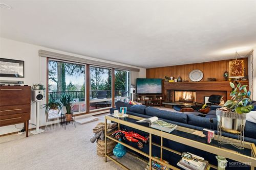 1209 S 10th St, Mount Vernon, WA, 98274-5023 | Card Image