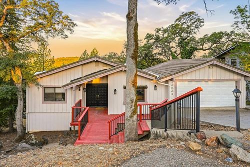 12524 Jayhawk Ct, Penn Valley, CA, 95946-9650 | Card Image