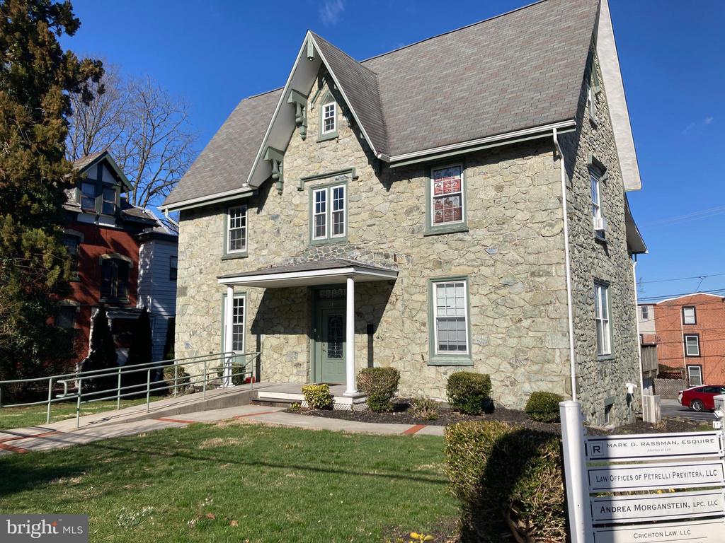Commercial Lease in WEST CHESTER