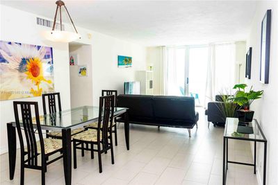 11M - 3801 S Ocean Dr, Condo with 1 bedrooms, 1 bathrooms and null parking in Hollywood FL | Image 2