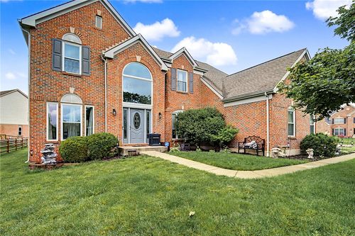 215 Beckley Farm Way, Springboro, OH, 45066-9486 | Card Image