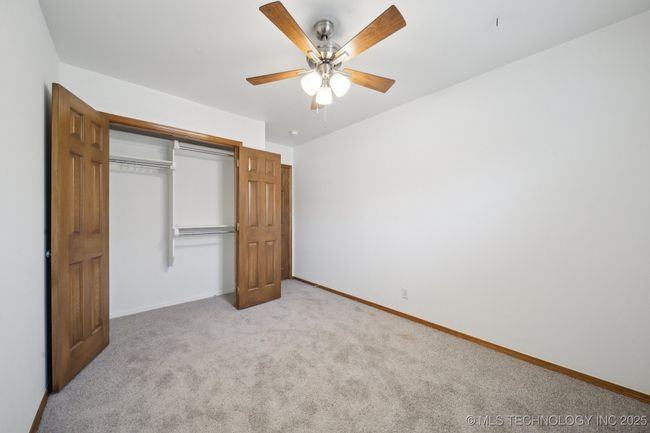 27310 W 15 Th St S, House other with 3 bedrooms, 2 bathrooms and null parking in Sand Springs OK | Image 27