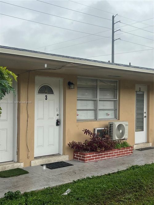 apt-3-16120 Ne 19th Ct, North Miami Beach, FL, 33162-4844 | Card Image