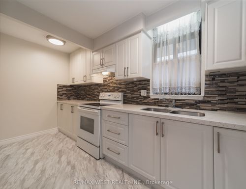 1-202-50 Old Kingston Rd, Scarborough, ON, M1E4Y1 | Card Image