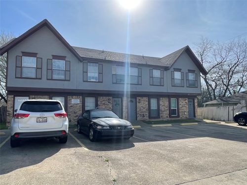 1404 Shufford St, Irving, TX, 75060-6134 | Card Image