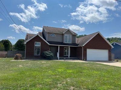 321 Dublin Drive, House other with 3 bedrooms, 2 bathrooms and null parking in Mineral Wells WV | Image 1