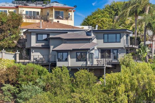 1695 Neale St, San Diego, CA, 92103-3703 | Card Image