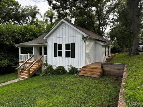 404 N 1st St, Steelville, MO, 65565-5075 | Card Image