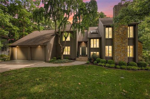 11909 Goddard Ave, Overland Park, KS, 66213-1907 | Card Image