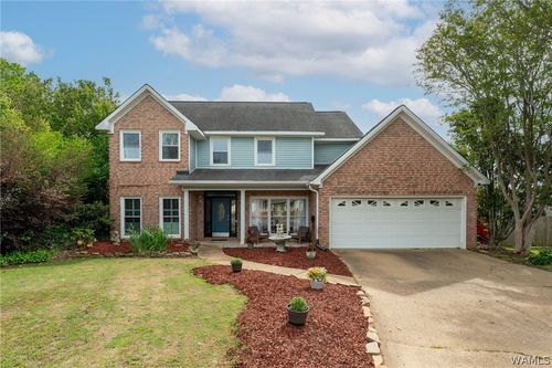 8820 Waverly Dr, Tuscaloosa, AL, 35405-8520 | Card Image