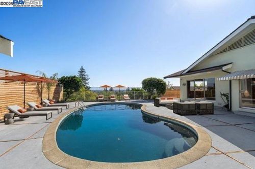 4120 Rhoda Ave, Oakland, CA, 94602-3443 | Card Image