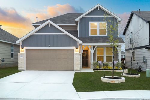 7702 Pecos Rdg, Boerne, TX, 78015-5192 | Card Image